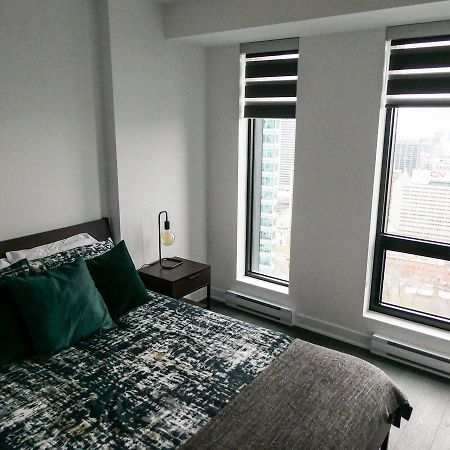 Apartment Suite On Avenue Des Canadiens-De-Montreal Exterior foto